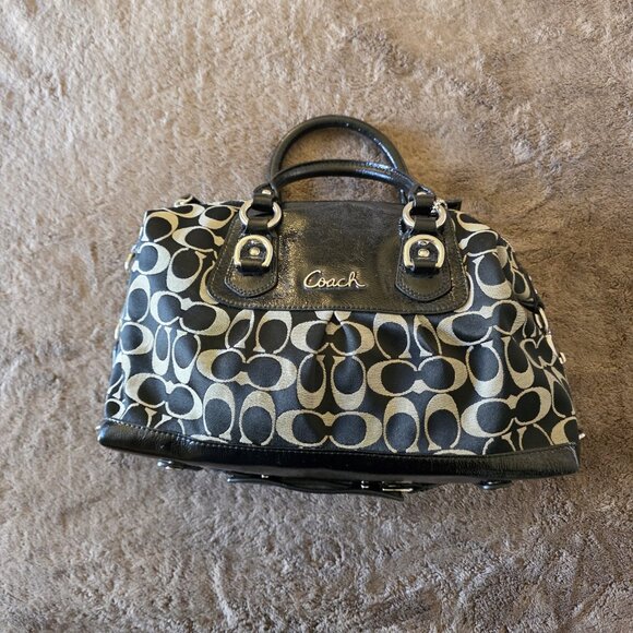 Coach Ashley Black Signature C Patent Leather Satchel F15443 Convertible Bag - Picture 11 of 16